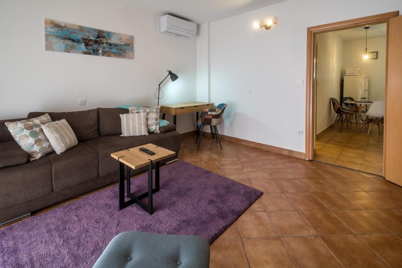 Apartments Bogdanic Krk I Krk Town Buitenkant foto