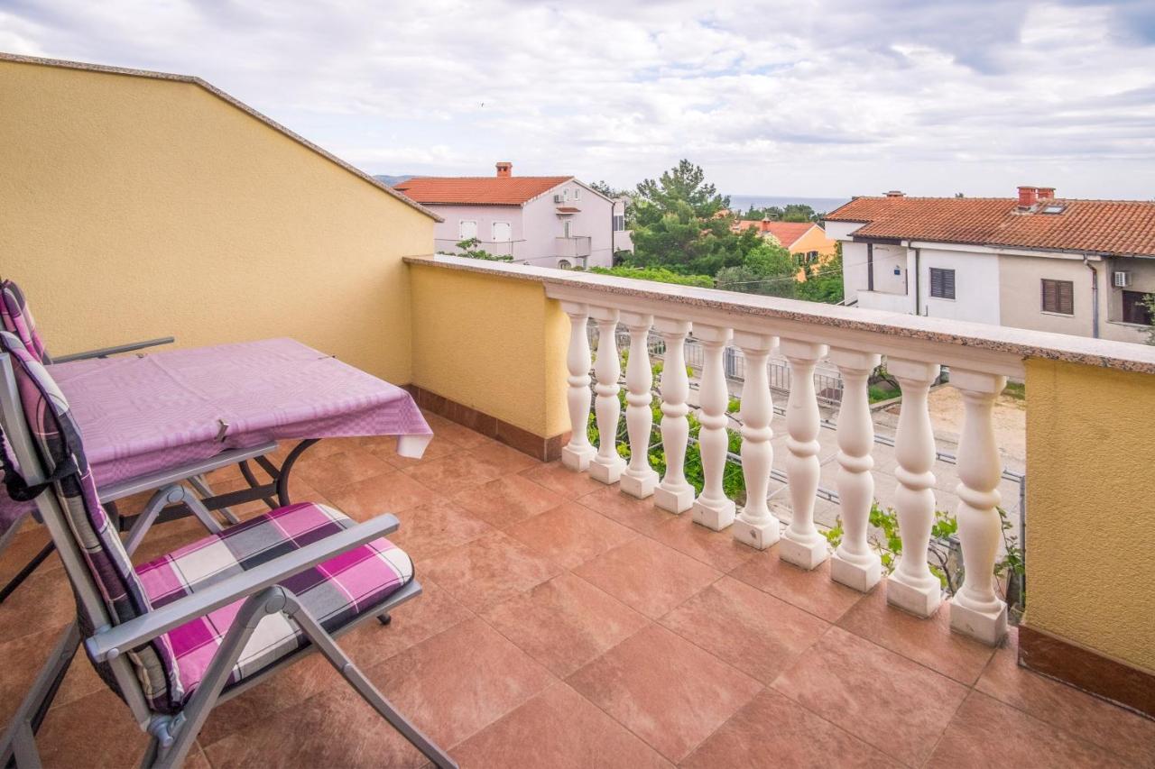 Apartments Bogdanic Krk I Krk Town Buitenkant foto